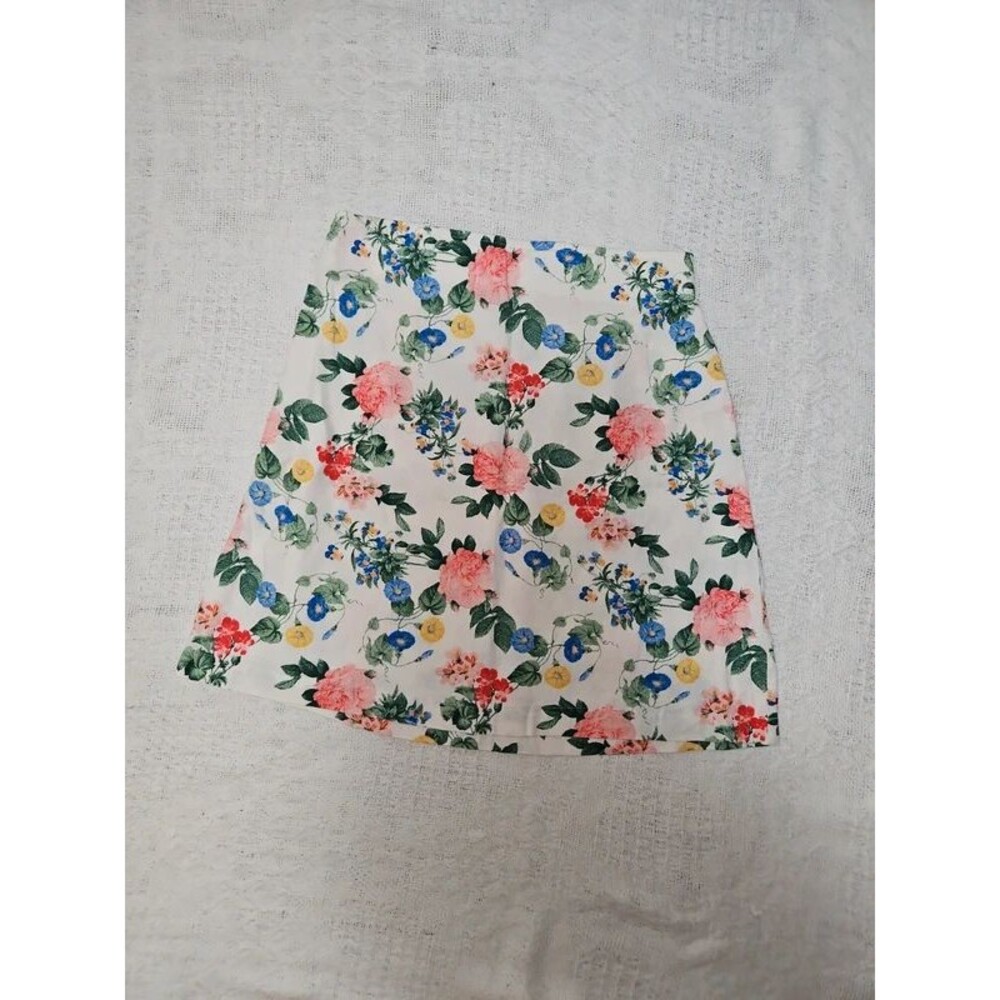 Old Navy Linen Blend Mini Skirt White Floral